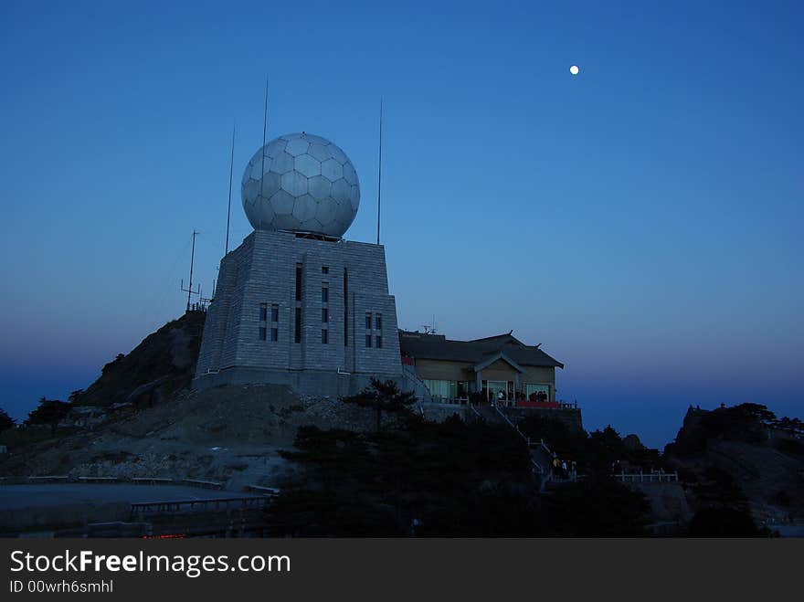 Guangming peak in moon light