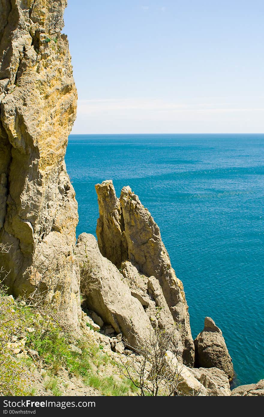 Blue sea and rocky mountains - 4