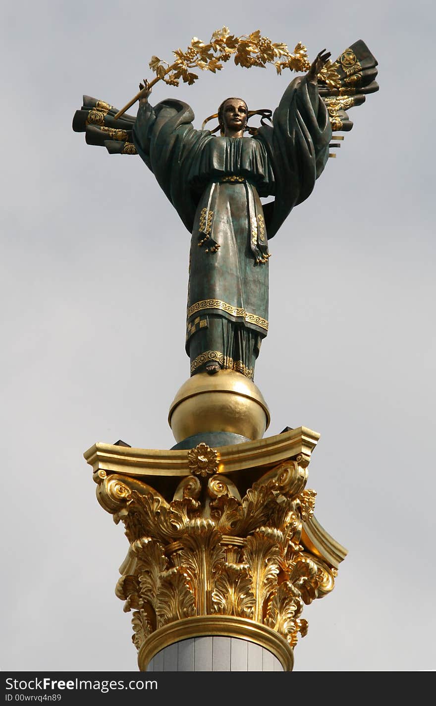 Statue of independence in Independence square in Kiev, Ukraine