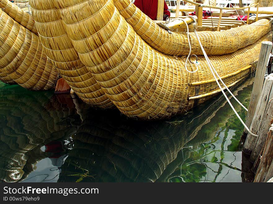 Totora boat, Titicaca Lake