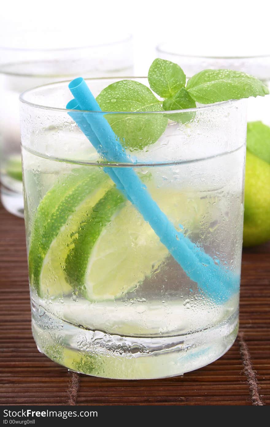 Ice Water With Lime