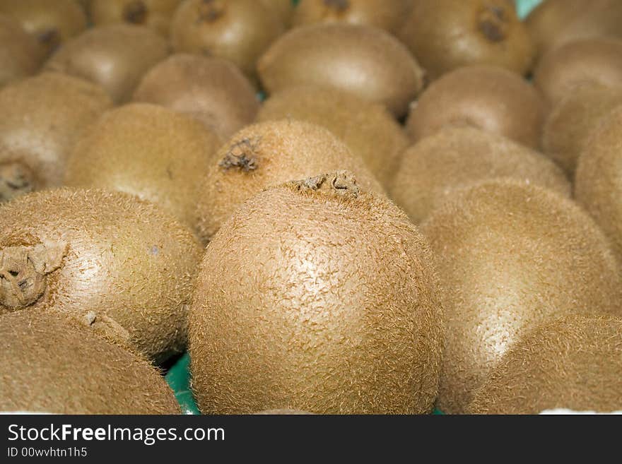 Close up of kiwis at the market