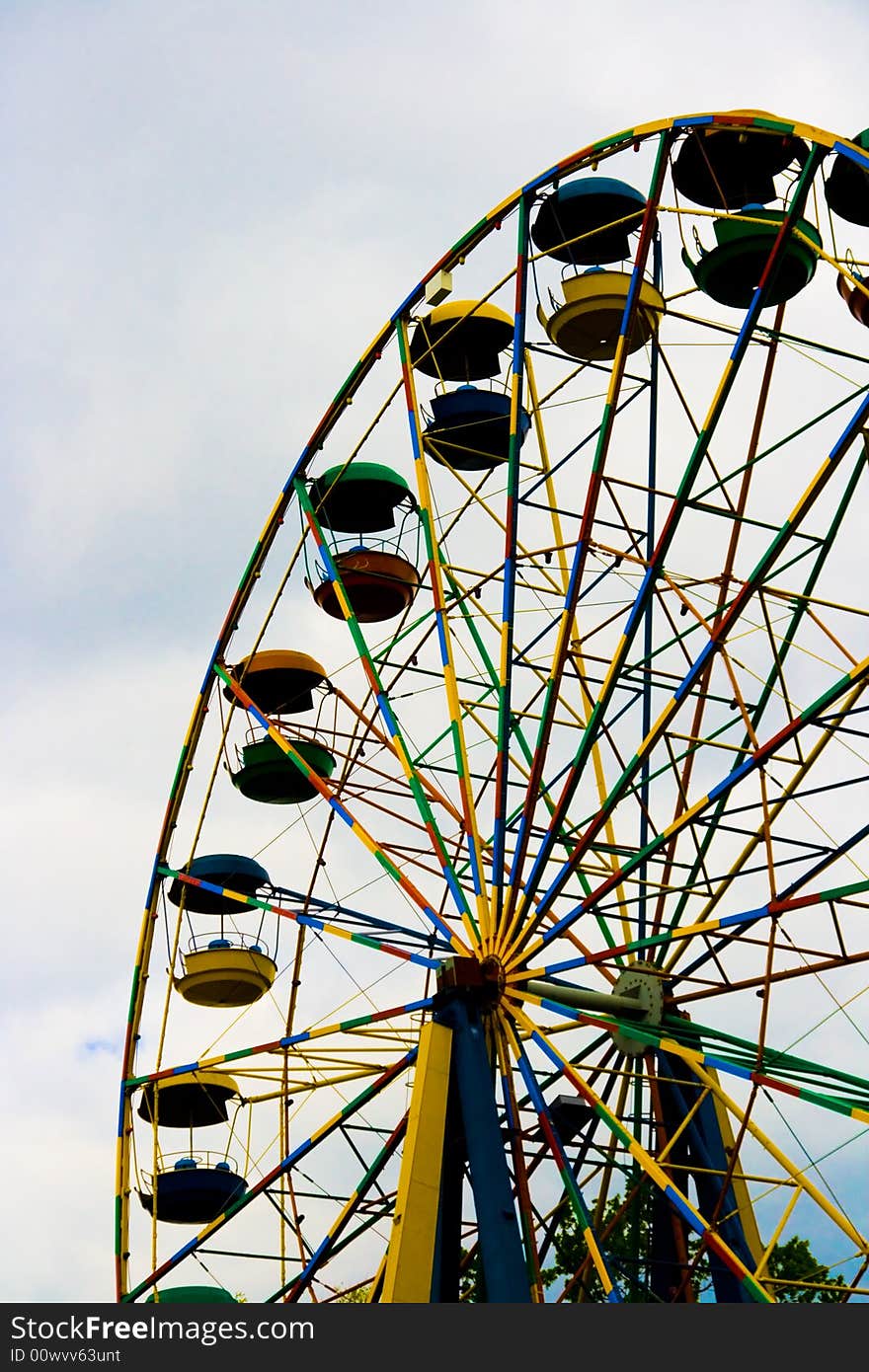 Colorful ferris wheel in the park