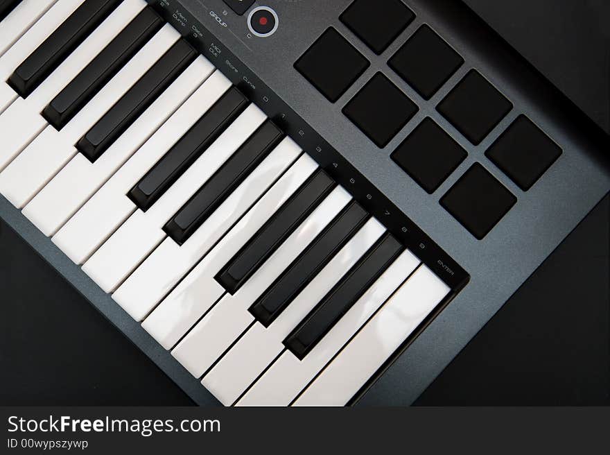 Professional MIDI-keyboard