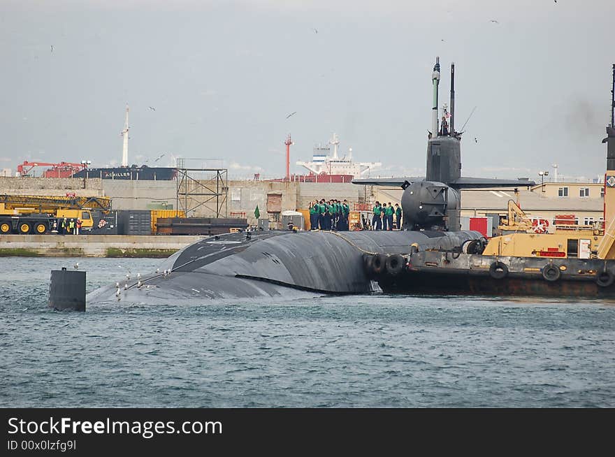 The SSGN USS Florida arrives in Gibraltar