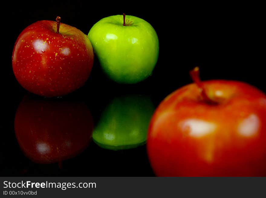 Red & Green Apples