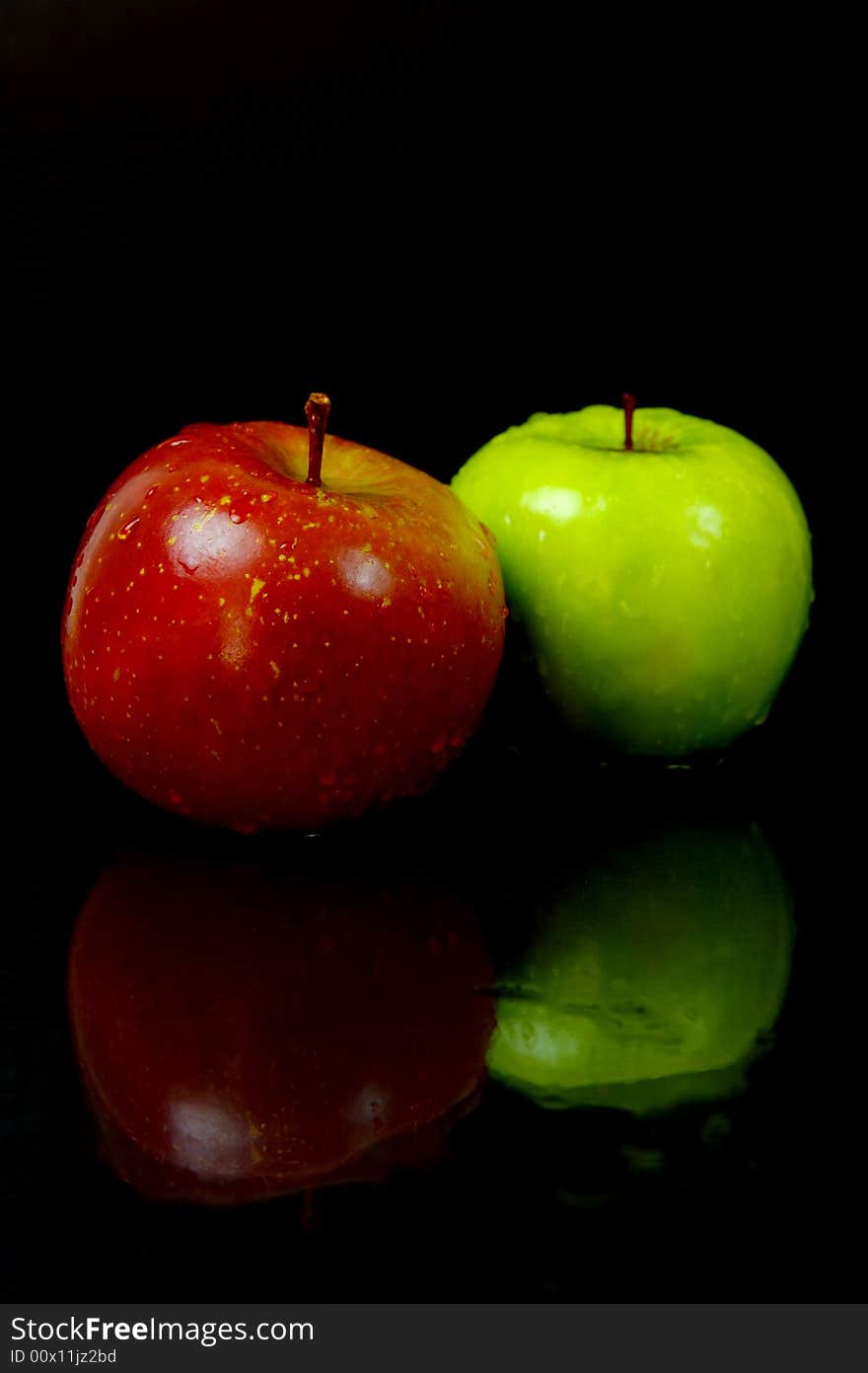 Red & Green Apples