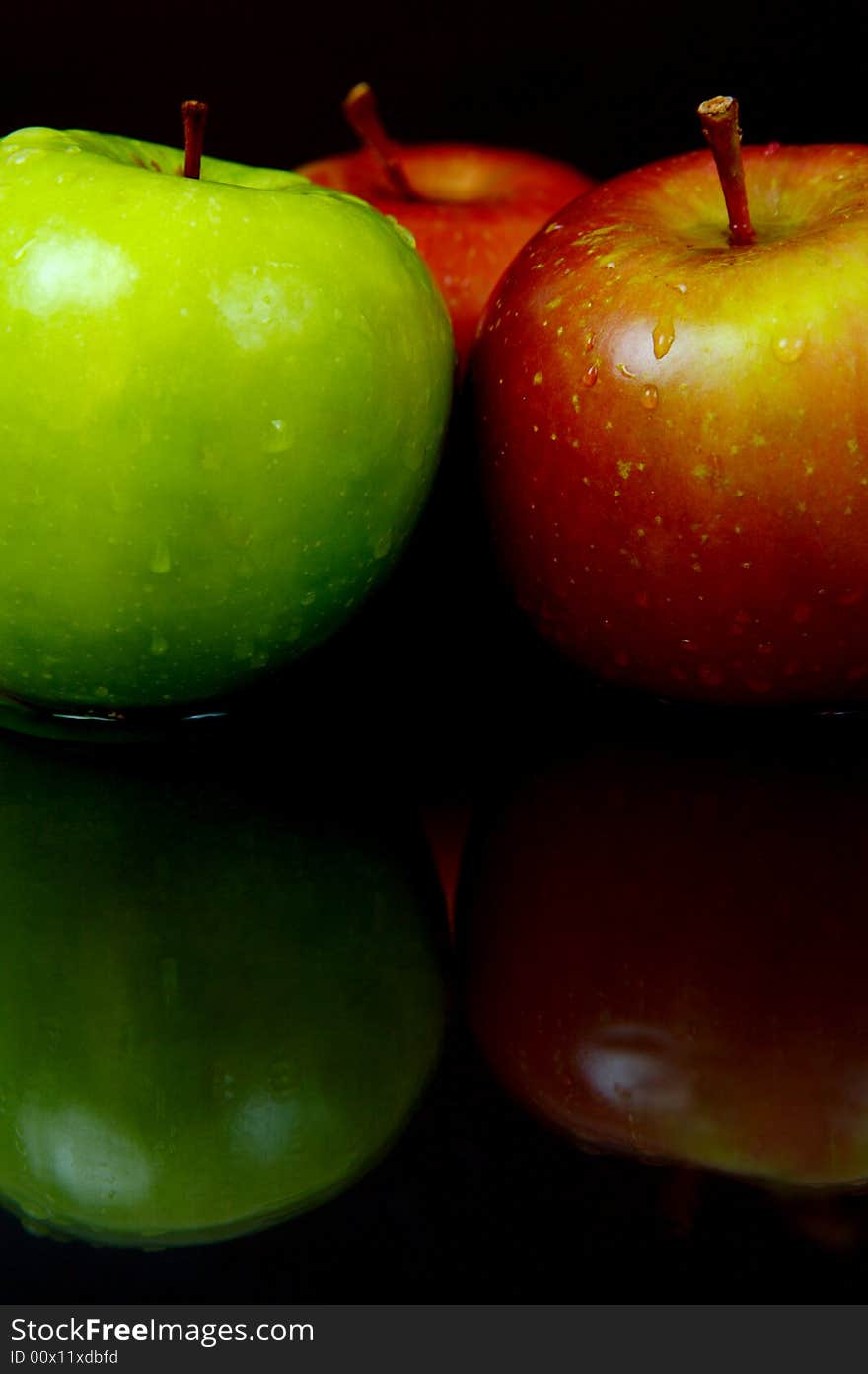 Red & Green Apples