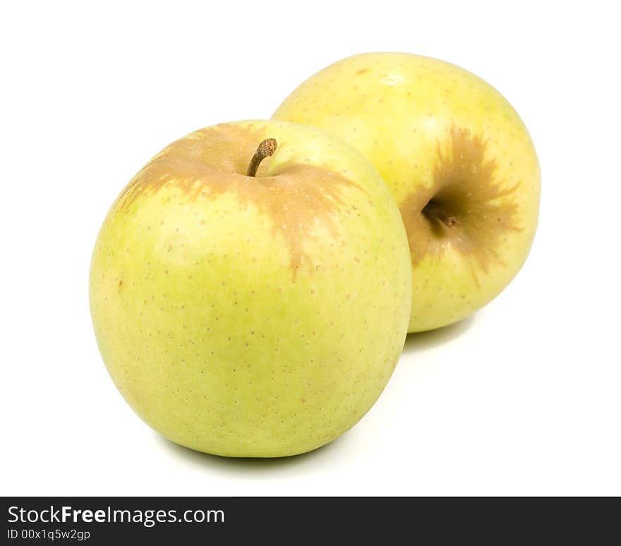 Fresh green apples isolated on a white background