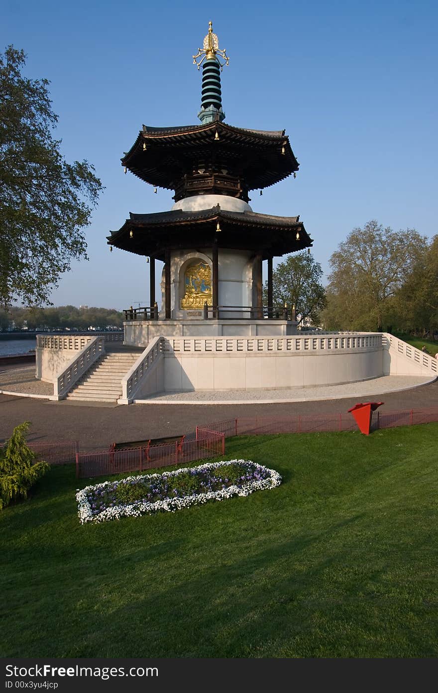 London Peace Pagoda