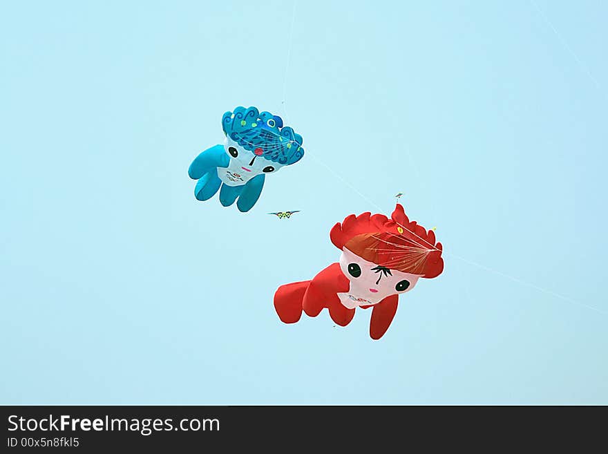 Kite-flying is an old traditions in China.These kites are called Fuwa and blue name's Beibei, other red name's Huahua. They are one of Mascots about 2008 Beijing Olympics.