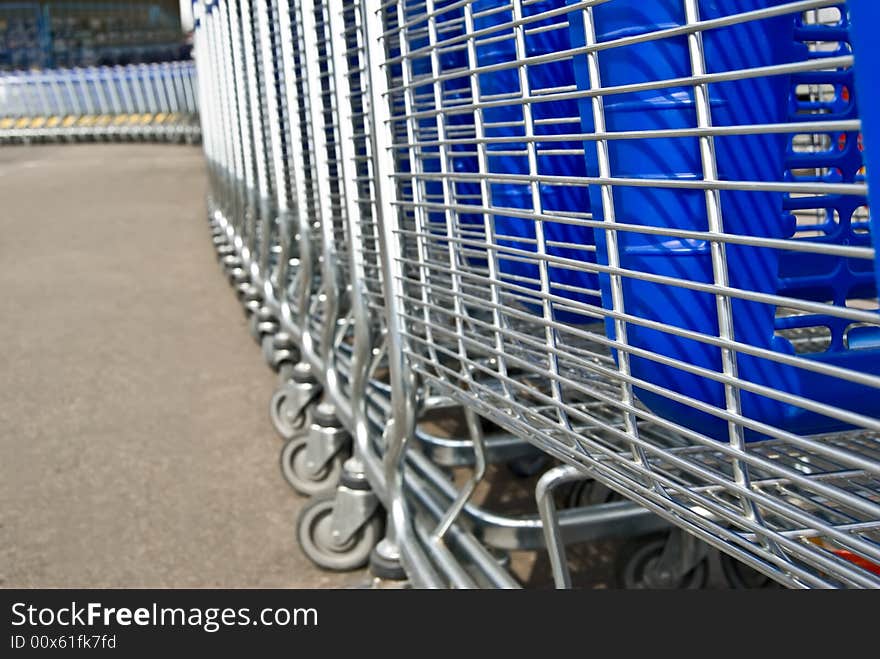 Row of light carts for a supermarket