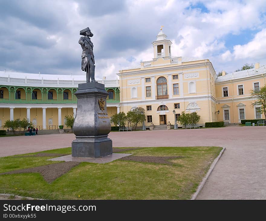 Pavlovsk palace