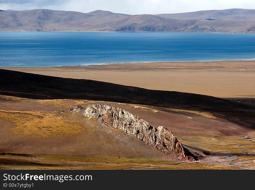 The crystal lake in Tibet