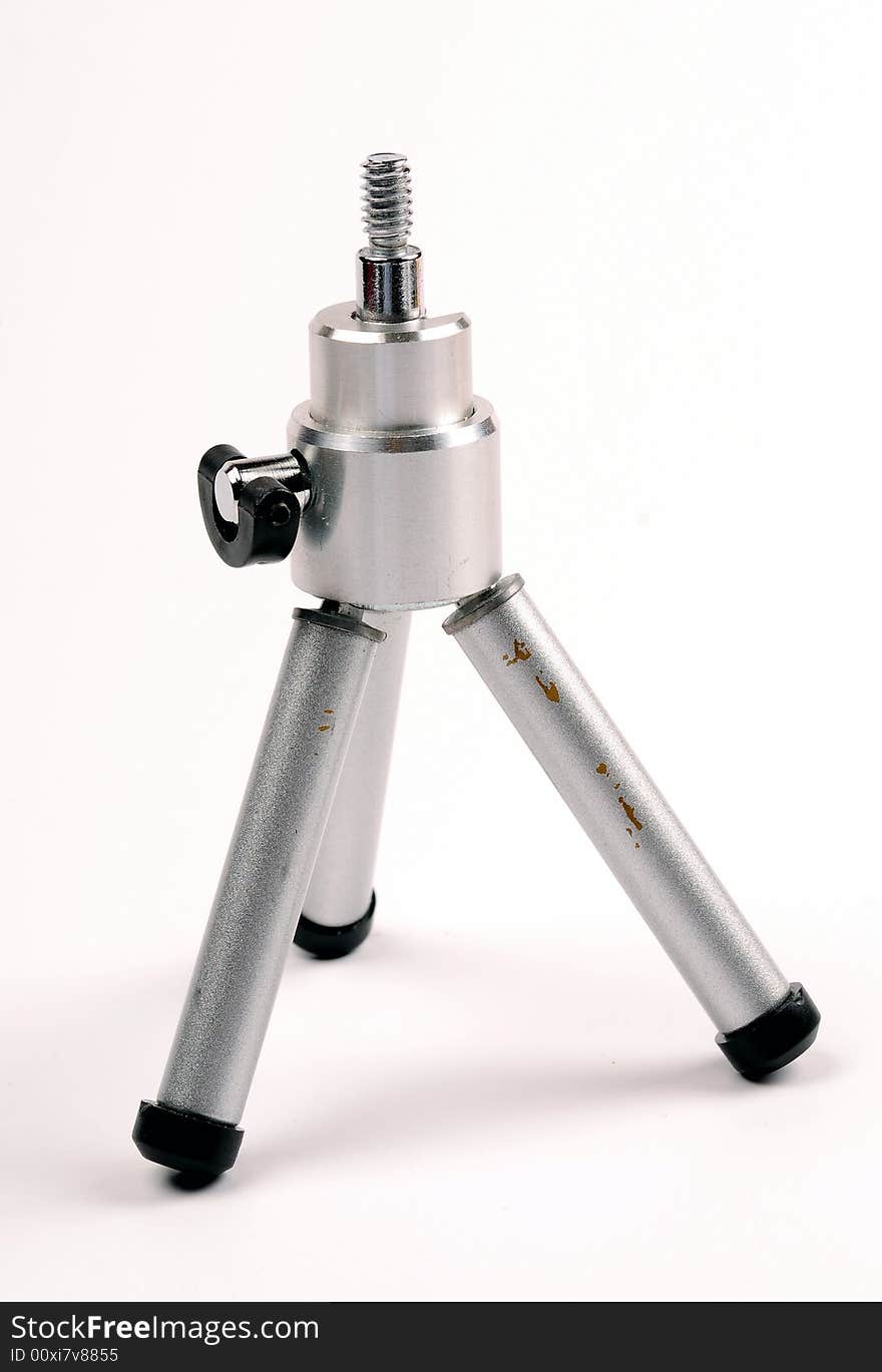 Mini little tripod