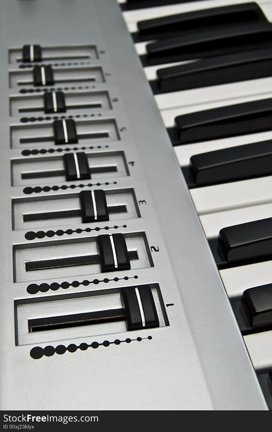 Volume control on a synthesizer