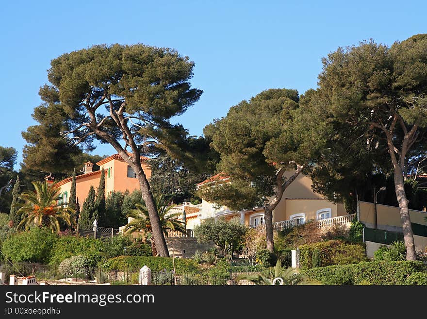 Luxury villas in the south of france