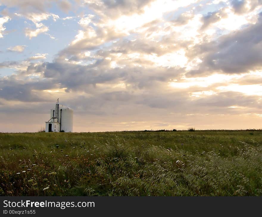 Silo field