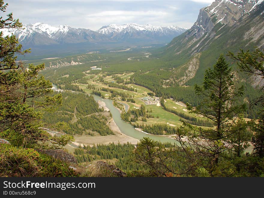 The north ridge of Mount Rundle from Tunnel Mountain Summit