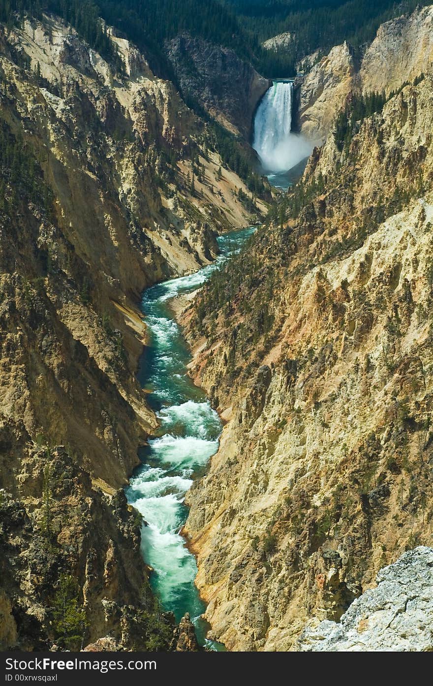 Lower Yellowstone Falls, Yellowstone National Park, Wyoming