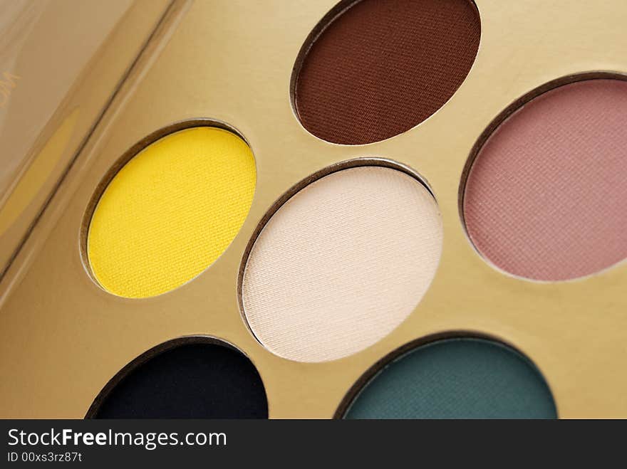 Eye shadow palette