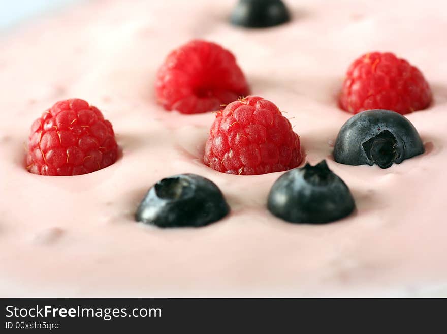 Blueberry and raspberrys with yoghurt.