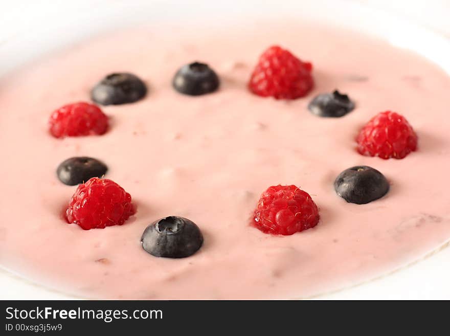 Blueberry and raspberrys with yoghurt.