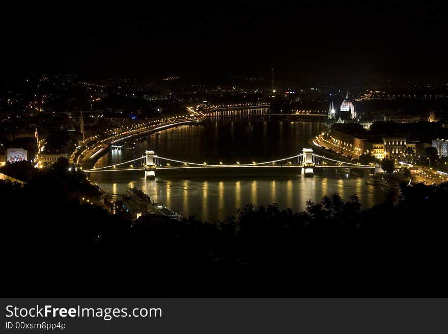 Chain Bridge With Parliament