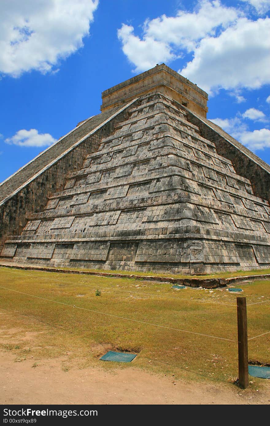 Pyramid at Chichen Itza in Mexico