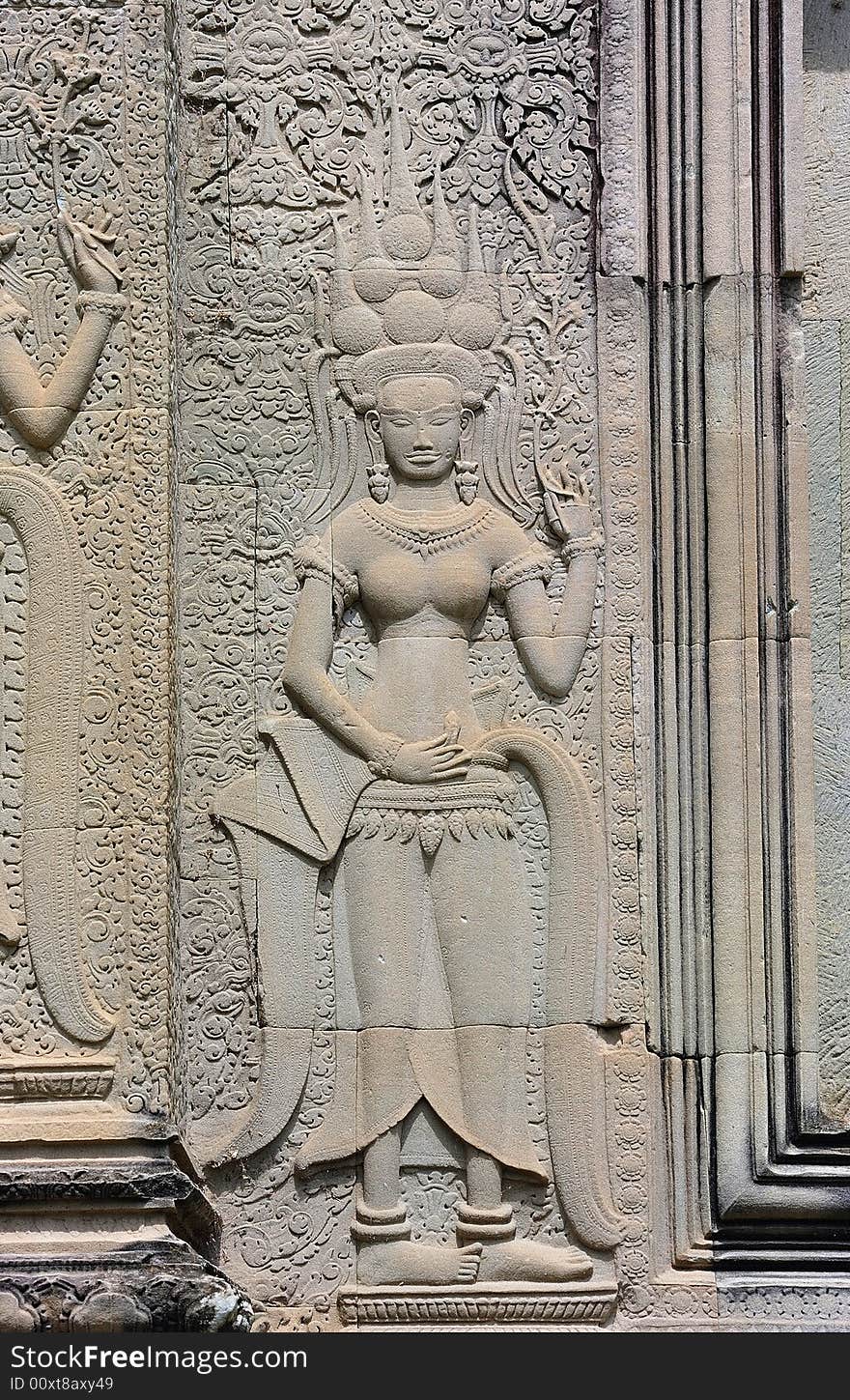 Cambodia; Angkor Wat; bas reliefs: Apsara