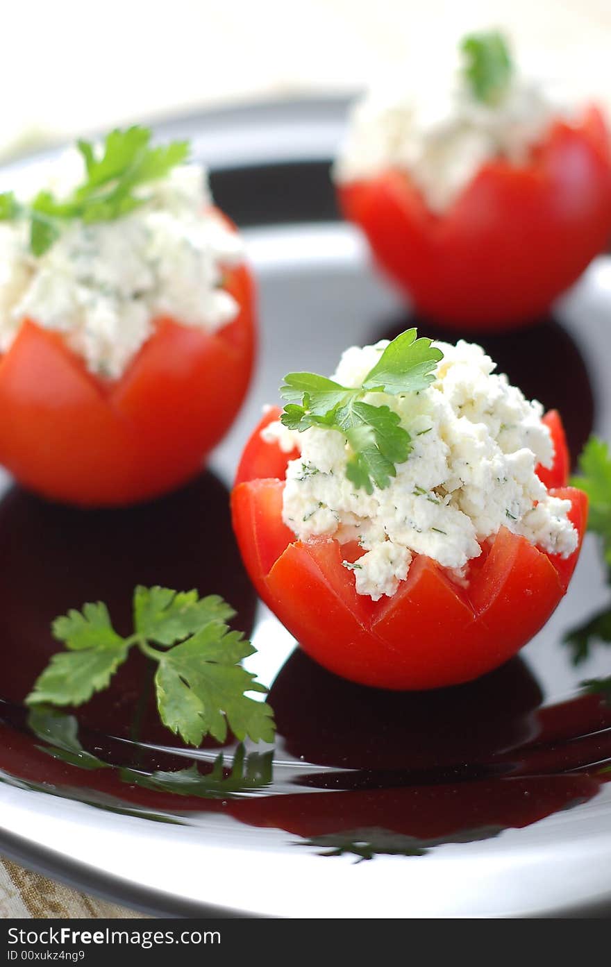 Tomatoes Stuffed with Feta