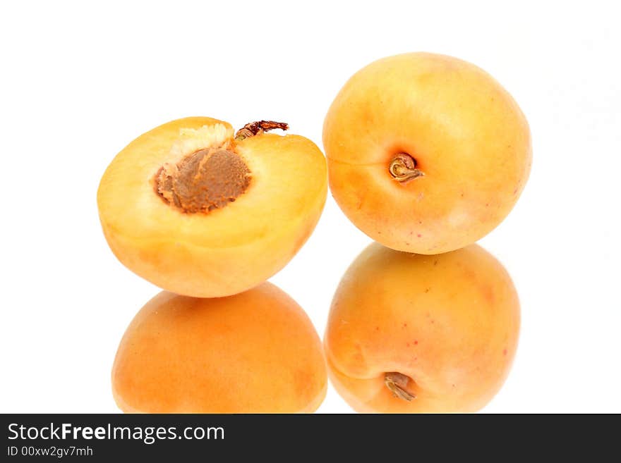 Apricot With Halves