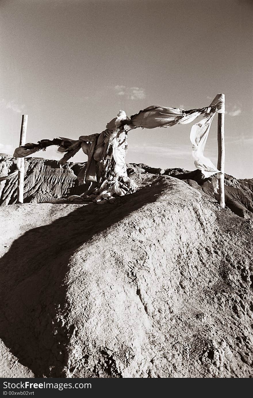 Guge is a long lost kingdom in the history of Tibet. There are remains of stupa and monastry.The ruin of ancient Guge Kingdom is located in Zanda county, Ngari prefecture with a total area of 180,000 square meters. There are 300 pagodas, temples, palaces and underground caves, which were built between 10th century to 16th century. In 1961, it was selected as the National Level Cultural Relics Preservation Unit. In recent decades, there are a lot of relics excavated, such as carvings, murals, frescos and so on with a high historical value. Guge is a long lost kingdom in the history of Tibet. There are remains of stupa and monastry.The ruin of ancient Guge Kingdom is located in Zanda county, Ngari prefecture with a total area of 180,000 square meters. There are 300 pagodas, temples, palaces and underground caves, which were built between 10th century to 16th century. In 1961, it was selected as the National Level Cultural Relics Preservation Unit. In recent decades, there are a lot of relics excavated, such as carvings, murals, frescos and so on with a high historical value.