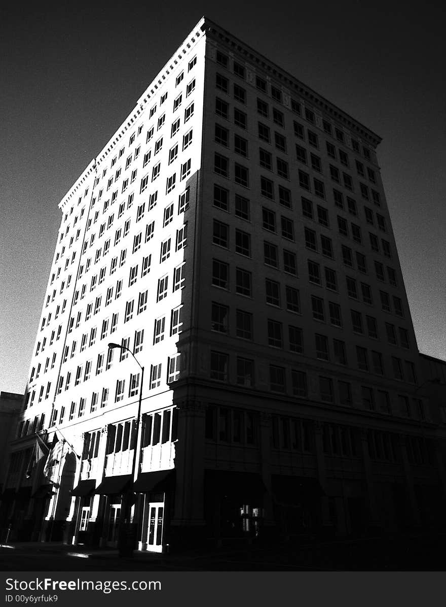 Dramatically lit First Volunteer Building in downtown Chattanooga, Tennessee. Dramatically lit First Volunteer Building in downtown Chattanooga, Tennessee