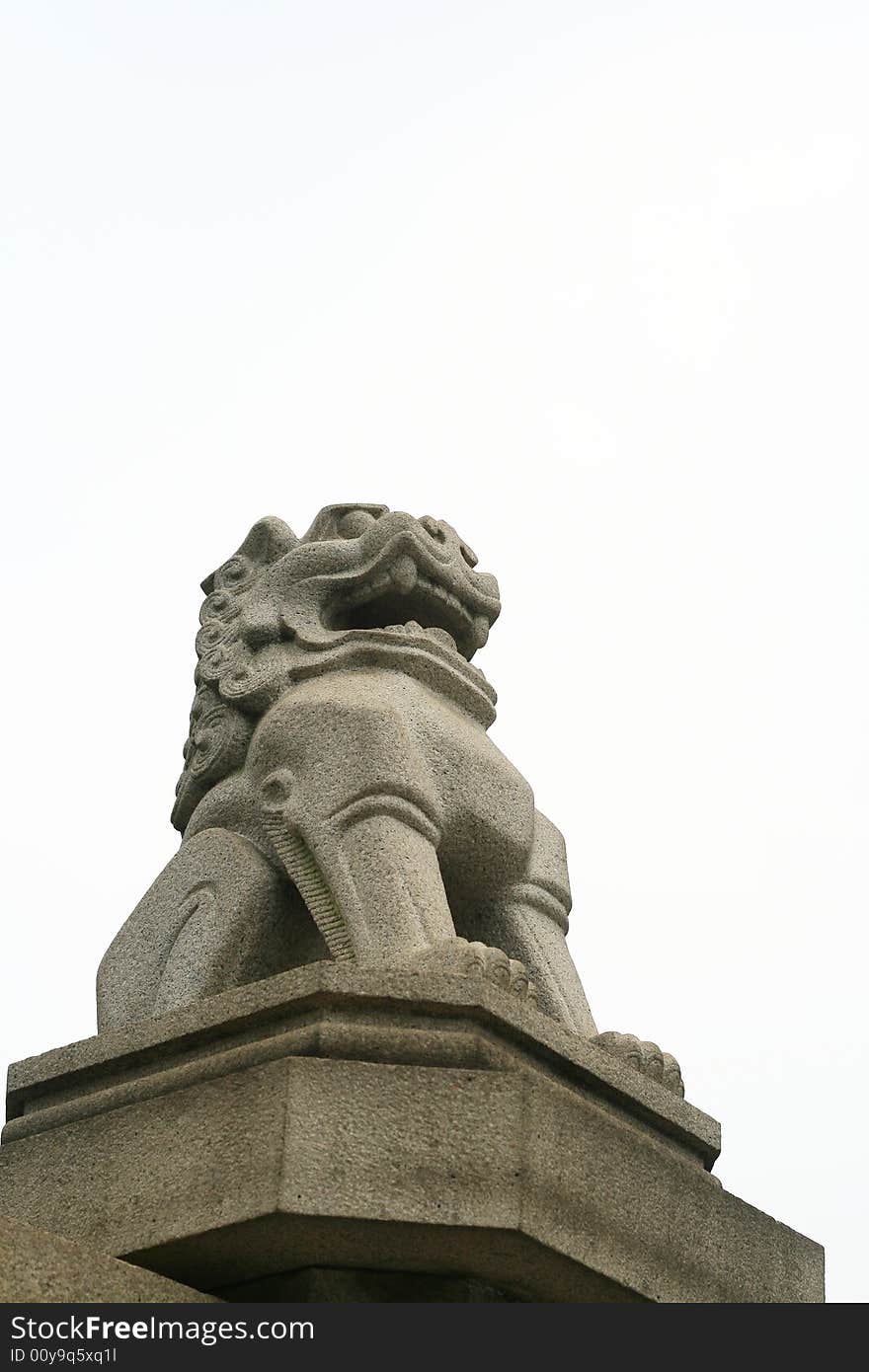 Lion stone