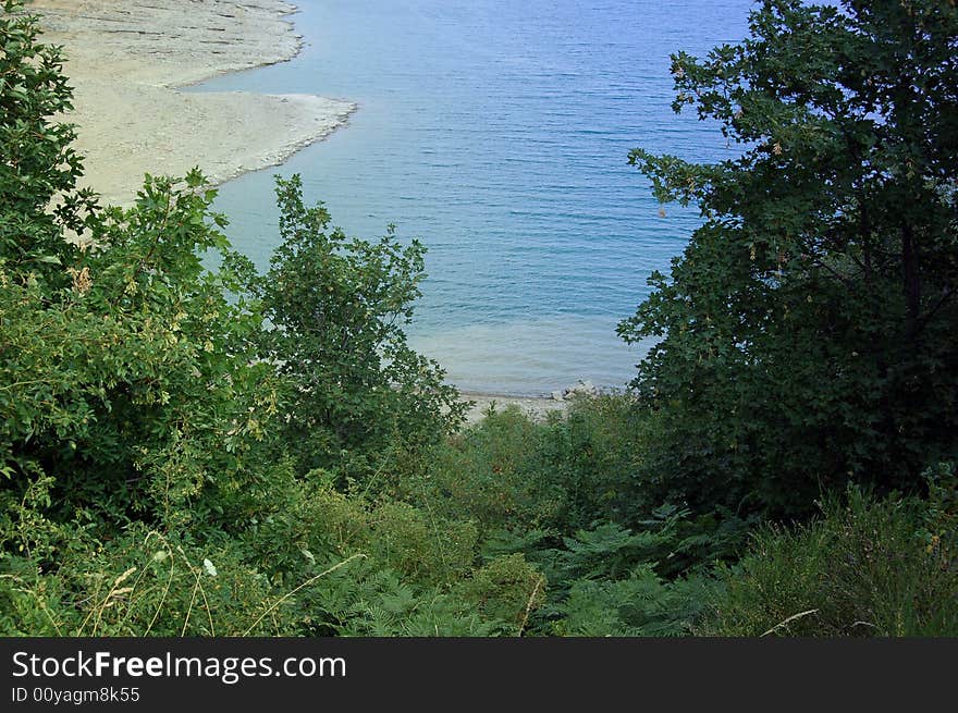 An aereal view of a lake