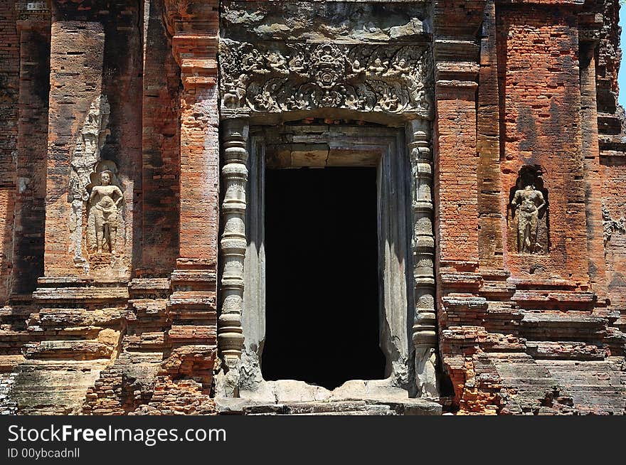 In Cambodia in the ancient city of Roulos the Hindu temple of Bakong was built in the 9th century by the king Indravarman I. View of the entrance. In Cambodia in the ancient city of Roulos the Hindu temple of Bakong was built in the 9th century by the king Indravarman I. View of the entrance