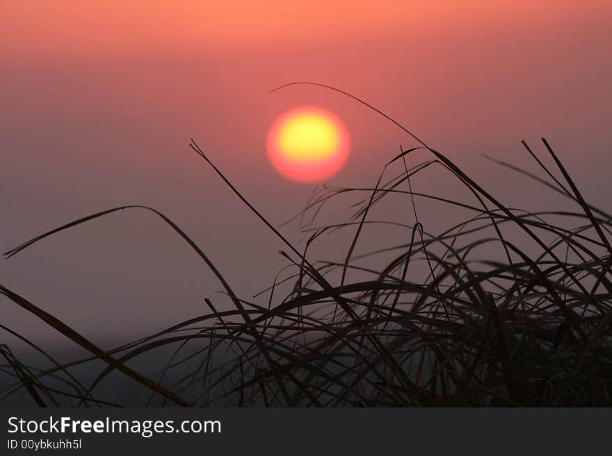 This is sunset in poyang lake