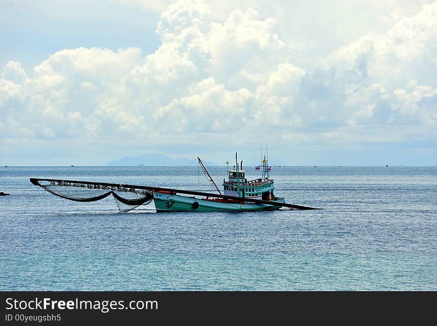 On Thailands east coast, four hundred km from Bangkok, Ko Chang is the second largest island of the country. With few roads and no towns this place became an idyllic retreat. A fishing boat. On Thailands east coast, four hundred km from Bangkok, Ko Chang is the second largest island of the country. With few roads and no towns this place became an idyllic retreat. A fishing boat