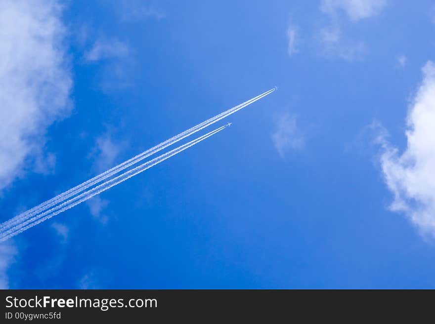 Two airplane race to sky