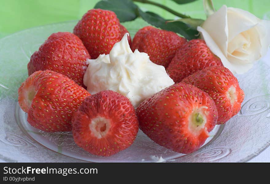 Strawberry with cream