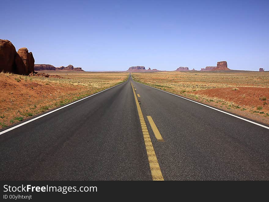 View of road through Monument Valley NP