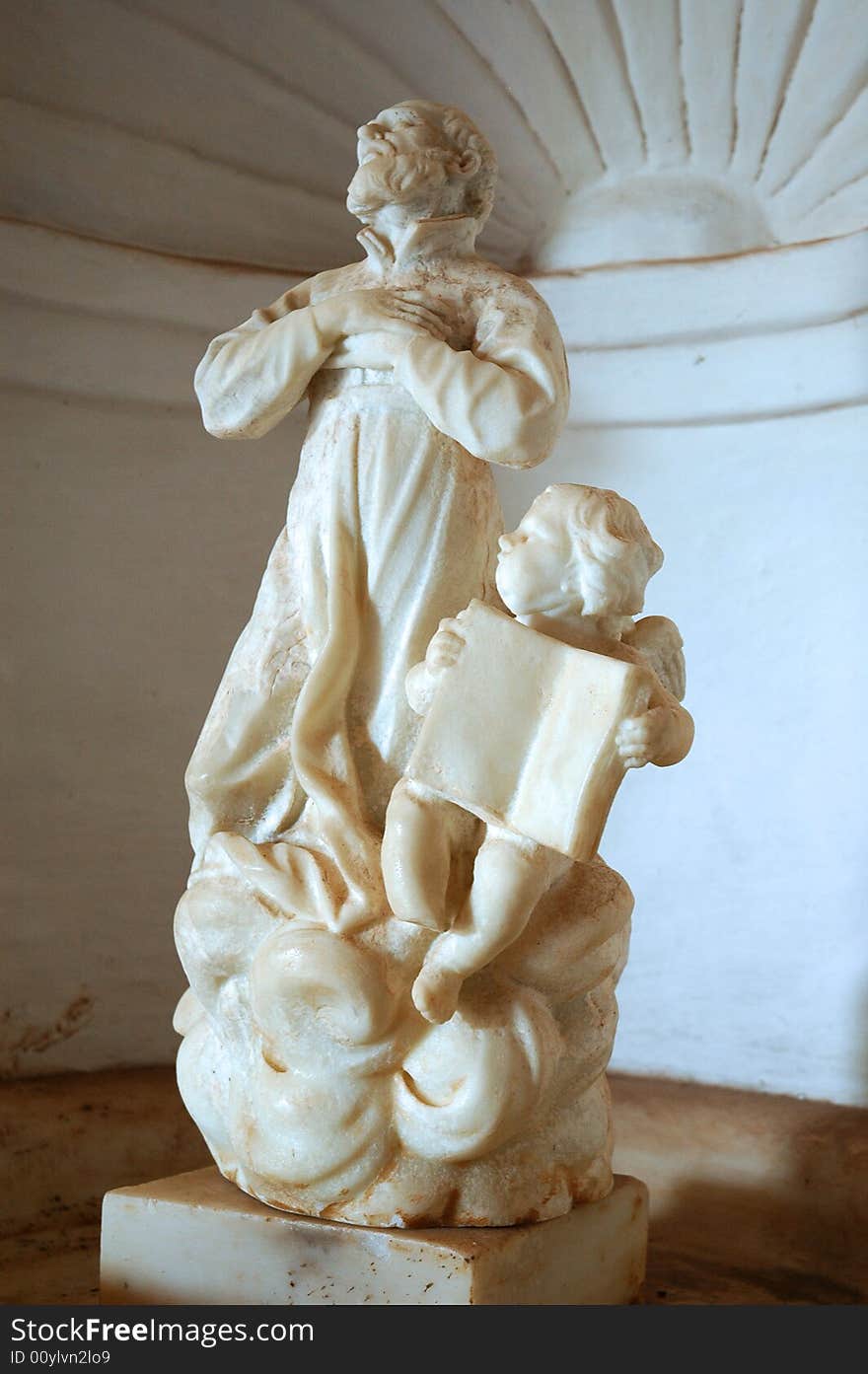 The sculpture in the Sent pauls church. The sculpture in the Sent pauls church