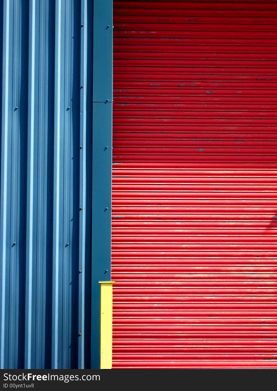 Vivid wall gate and post