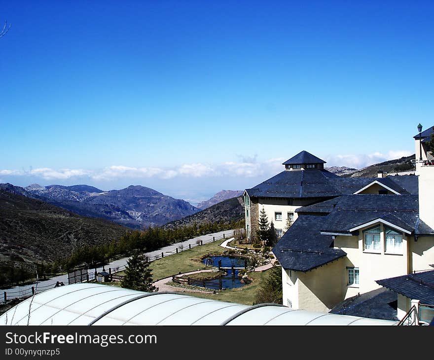 Big house with lake and mountain views. Big house with lake and mountain views