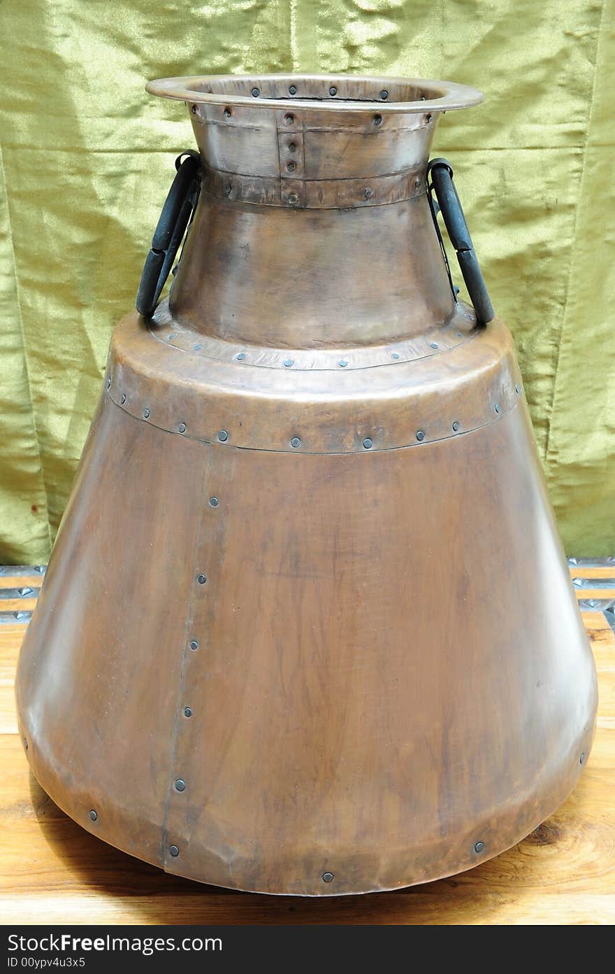 Antique copper pot