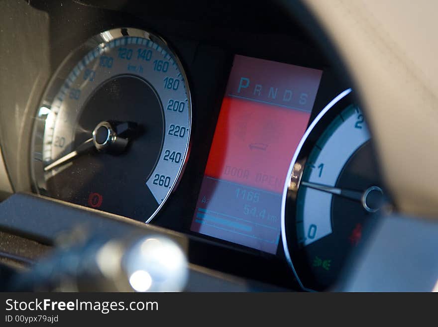 Car instrument panel