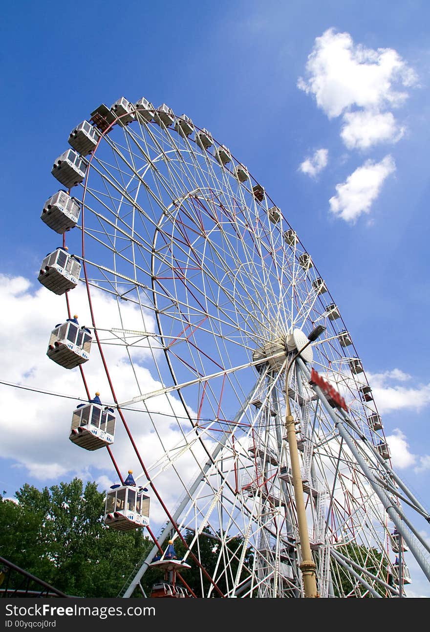 Wonder wheel in the park