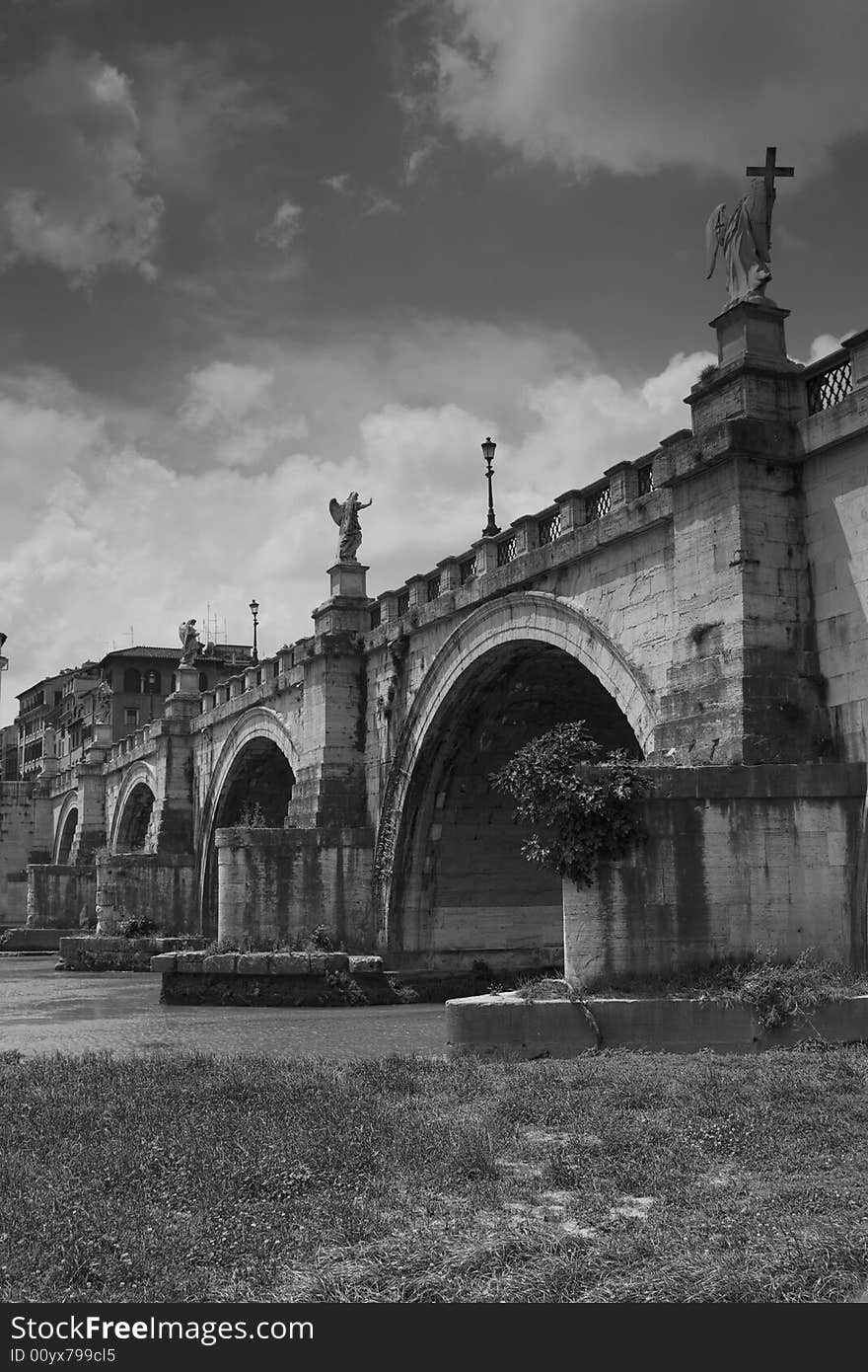 Dramatic b/w view of city of rome from margin of the river Tiber