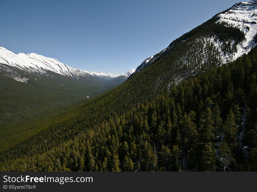 View of a magnificent valley. View of a magnificent valley.